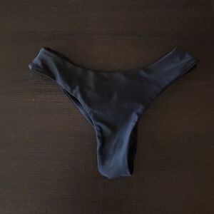 Bikini Bottom Black Size Medium Scrunch Butt